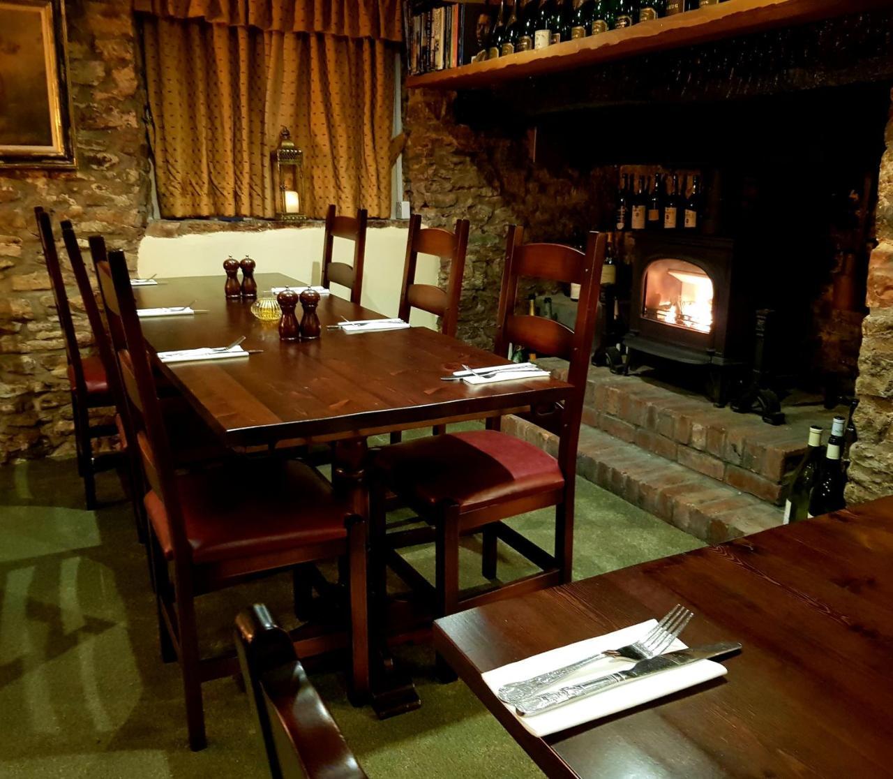 The Carpenters Arms Inn Pensford